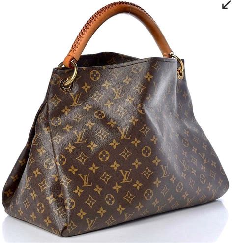 louis vuitton outlet online clearance.